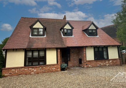 Roof-Cleaning-By-The-Roof-Cleaning-Experts