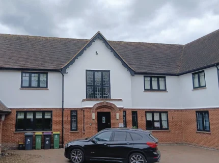 https://theroofcleaningexperts.co.uk/exterior-facade-wall-cleaning-coating-essex-project